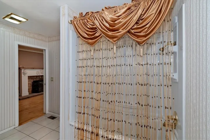 495 Zuger Court, Crestline, California 92325