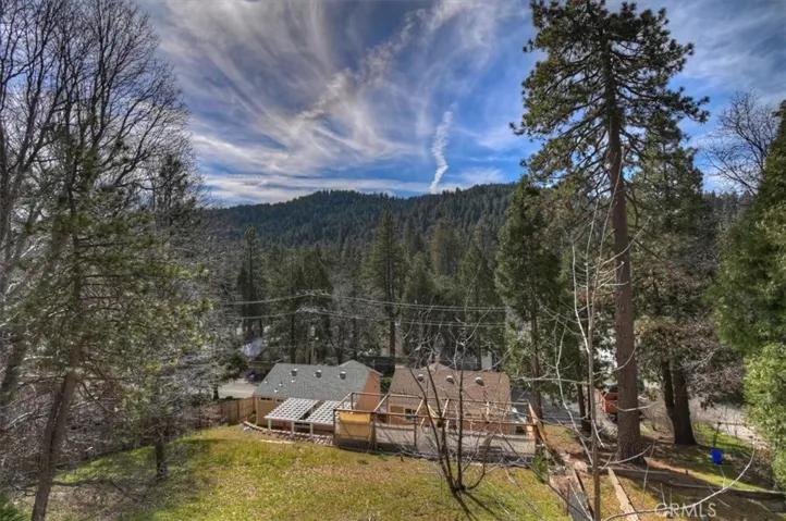 495 Zuger Court, Crestline, California 92325