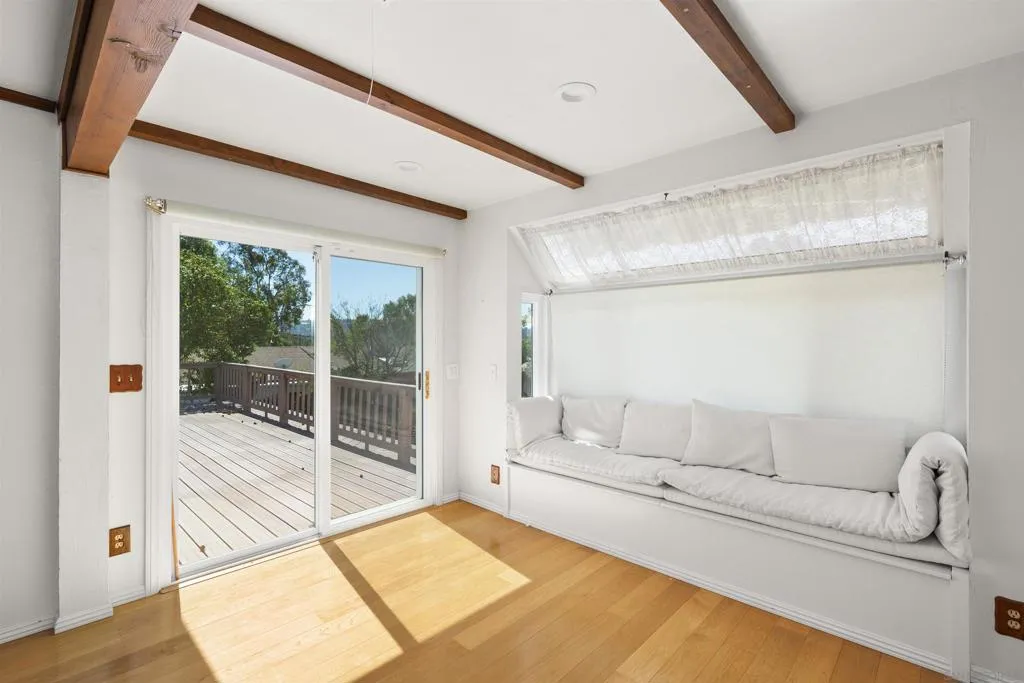 4617 Schaumberg Pl, Bonita, California 91902 home-pic-29
