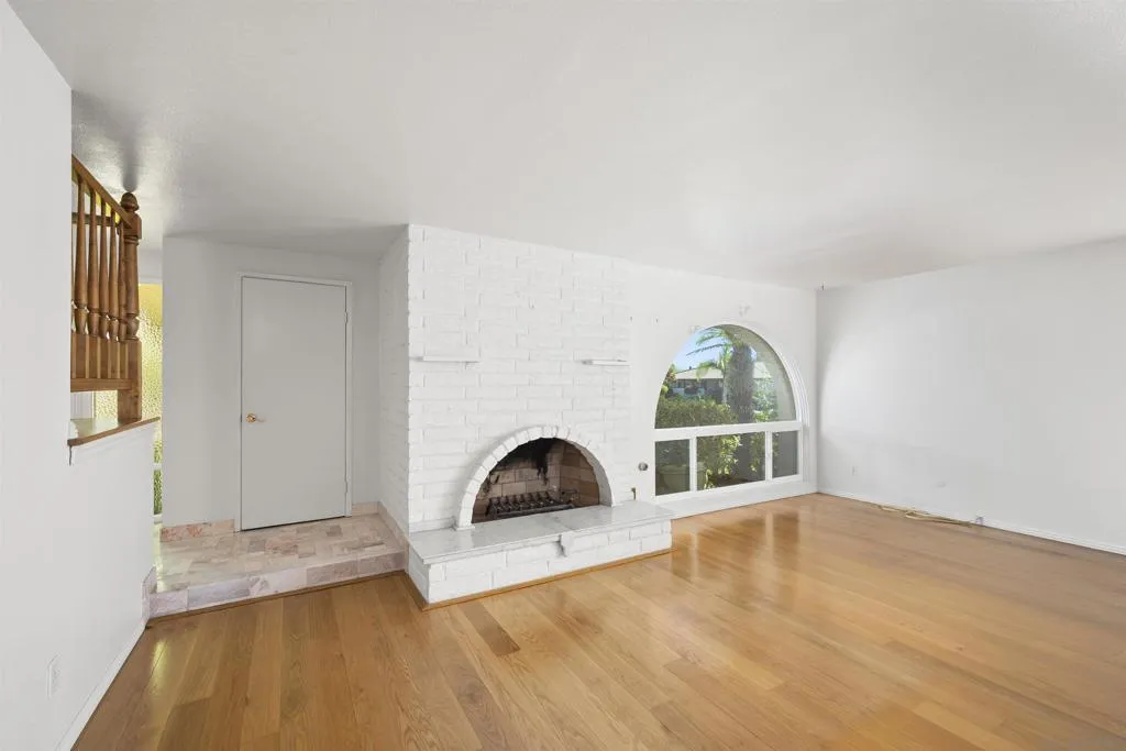 4617 Schaumberg Pl, Bonita, California 91902 home-pic-7