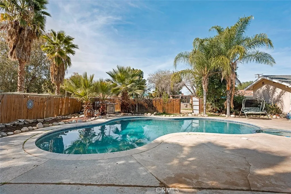 40069 Newport, Hemet, California 92543 home-pic-38