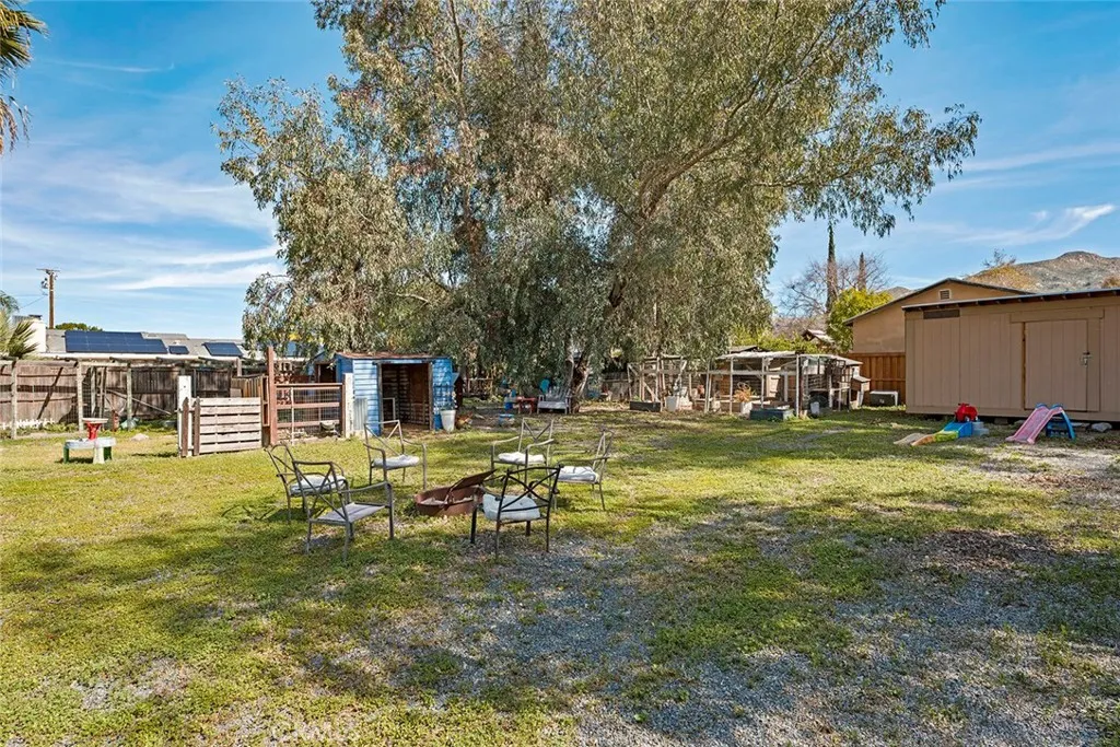 40069 Newport, Hemet, California 92543 home-pic-43