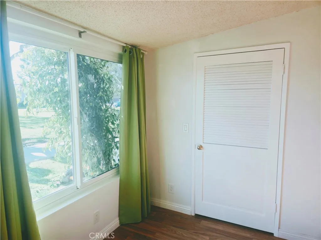 13920 Thunderbird Drive, Seal Beach, California 90740 home-pic-10