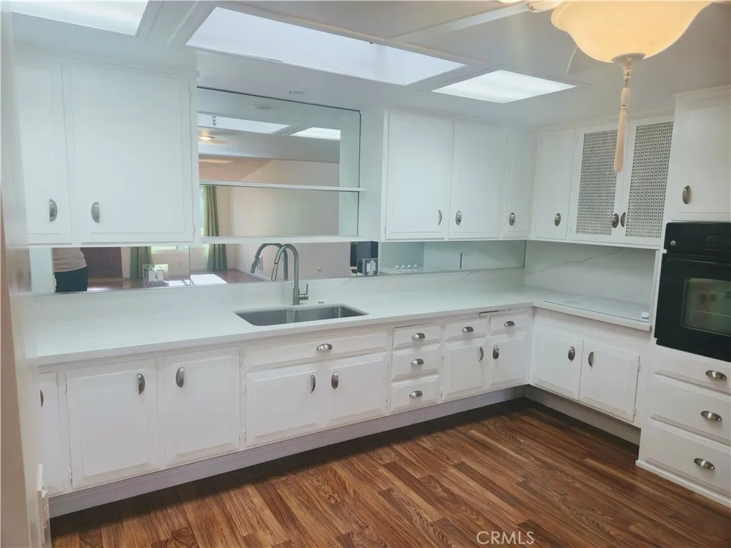 13920 Thunderbird Drive, Seal Beach, California 90740 home-pic-8