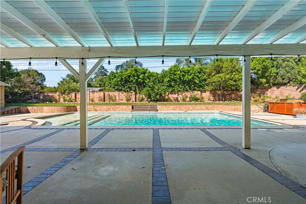 11223 White Oak Avenue, Granada Hills, California 91344 home-pic-28