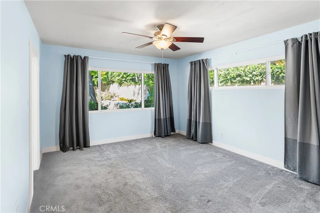 11223 White Oak Avenue, Granada Hills, California 91344 home-pic-24