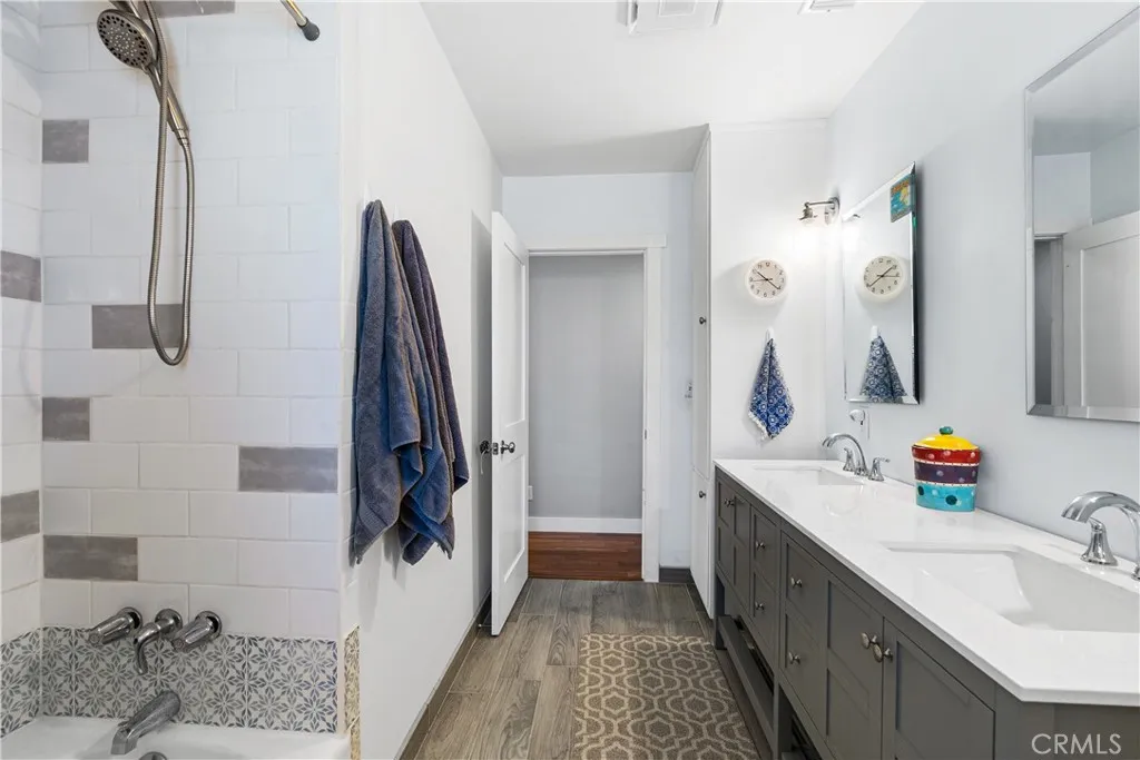 11223 White Oak Avenue, Granada Hills, California 91344 home-pic-21
