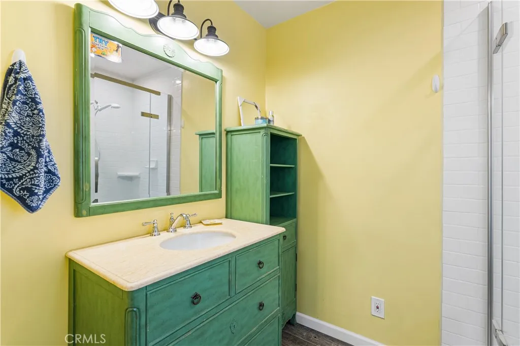 11223 White Oak Avenue, Granada Hills, California 91344 home-pic-13