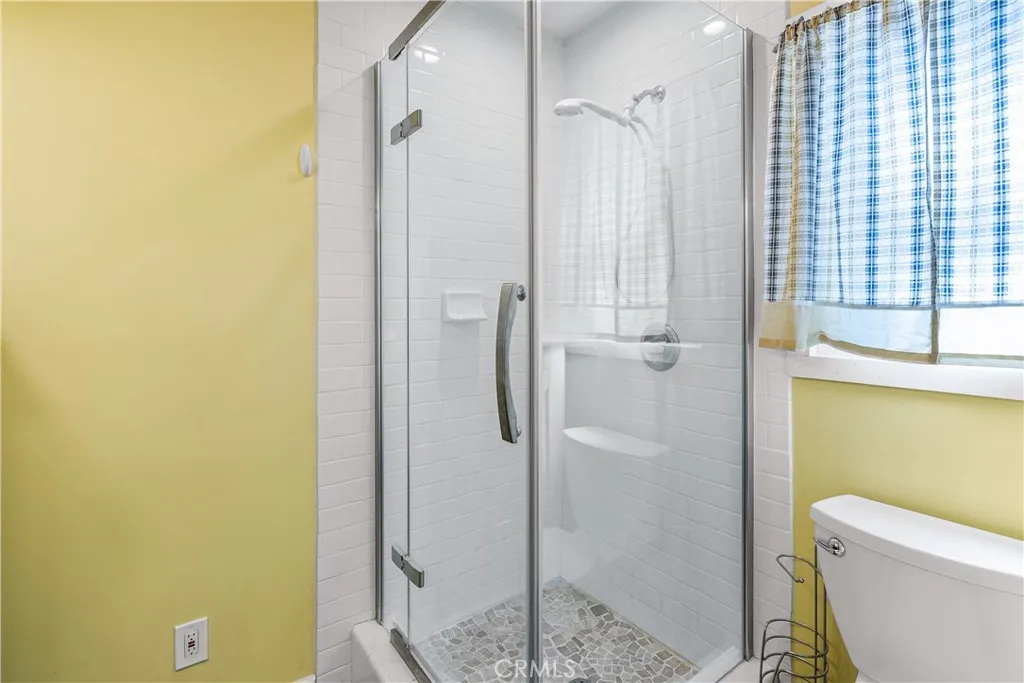 11223 White Oak Avenue, Granada Hills, California 91344 home-pic-14