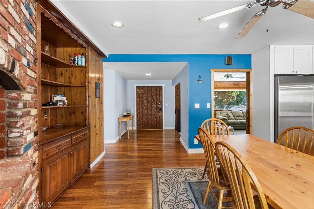 11223 White Oak Avenue, Granada Hills, California 91344 home-pic-8