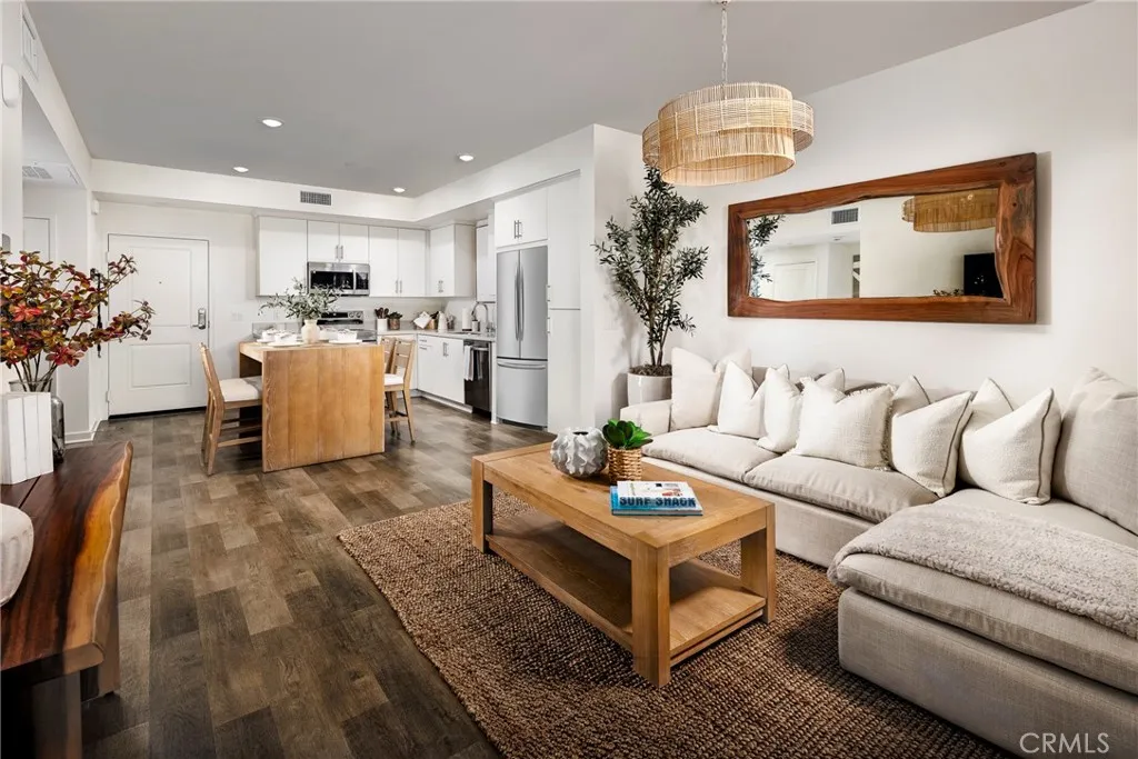 9011 Cerise Lane 129, Cypress, California 90630 home-pic-2