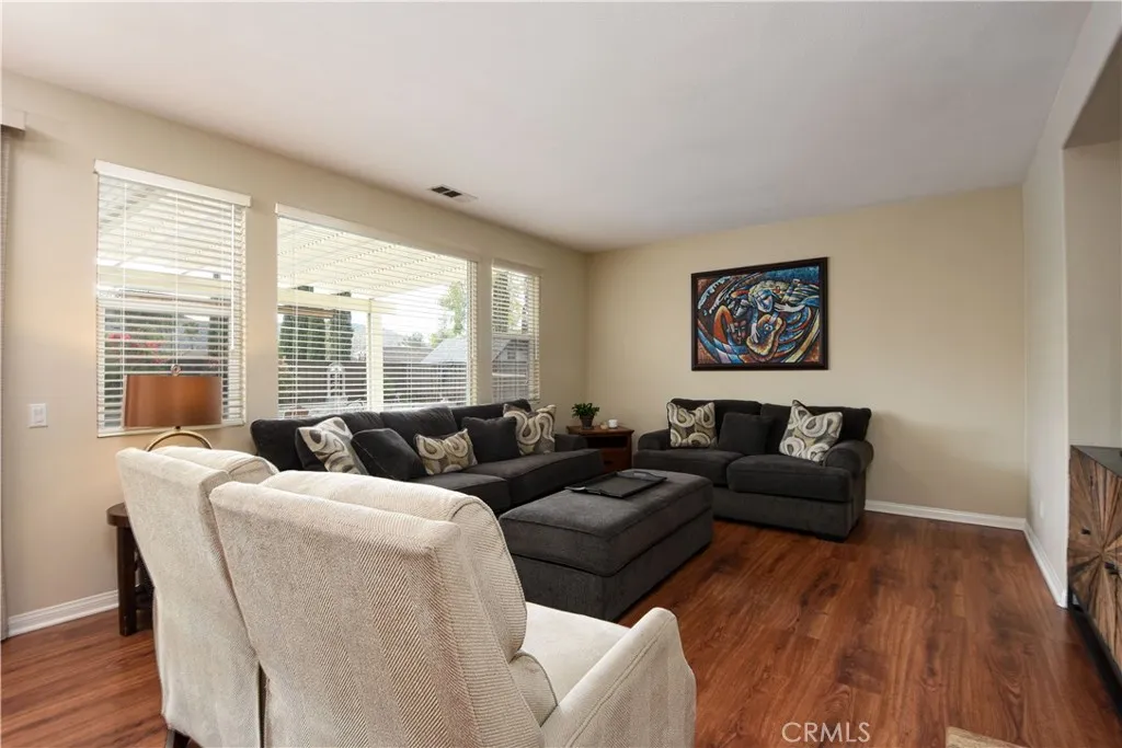 23809 Barberry Place, Murrieta, California 92562 home-pic-12