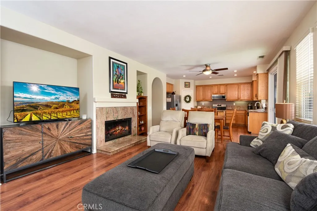 23809 Barberry Place, Murrieta, California 92562 home-pic-13