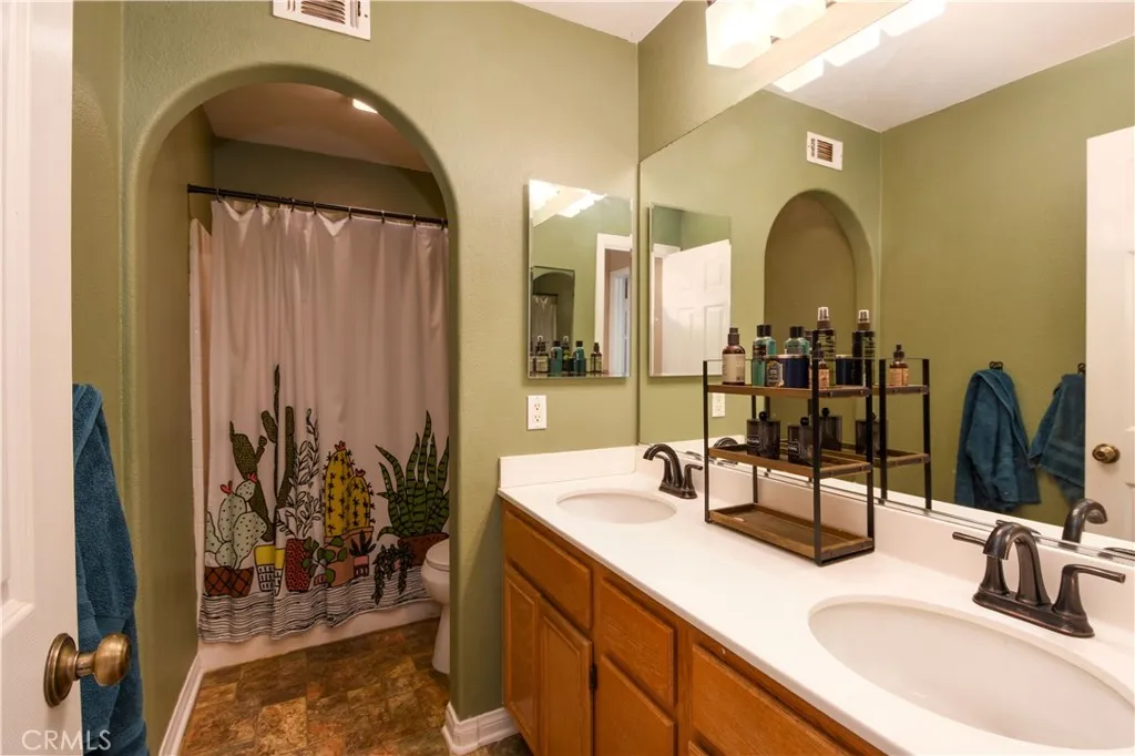 23809 Barberry Place, Murrieta, California 92562 home-pic-19