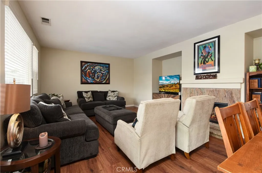 23809 Barberry Place, Murrieta, California 92562 home-pic-11
