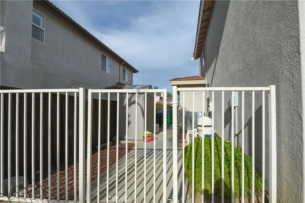 23809 Barberry Place, Murrieta, California 92562 home-pic-35