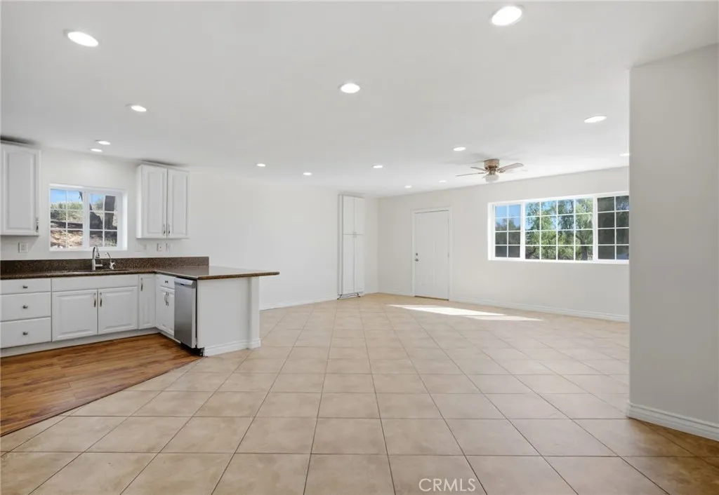 38595 Carolbee, Temecula, California 92592 home-pic-17