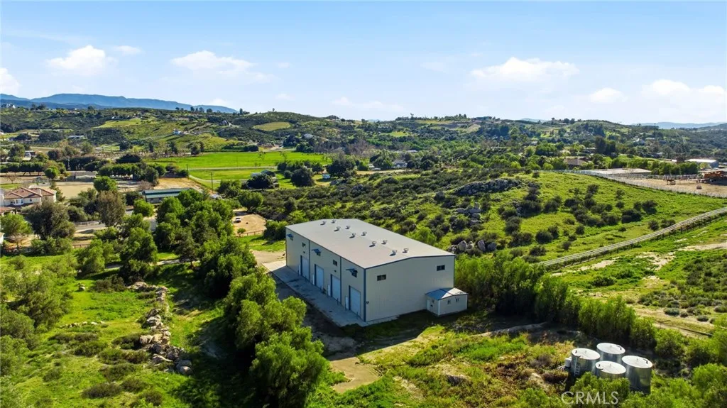 38595 Carolbee, Temecula, California 92592 home-pic-2