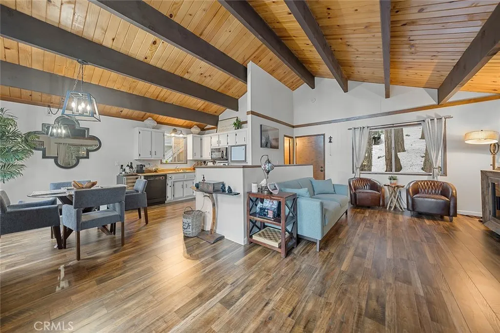 28349 Larchmont, Lake Arrowhead, California 92352 home-pic-15