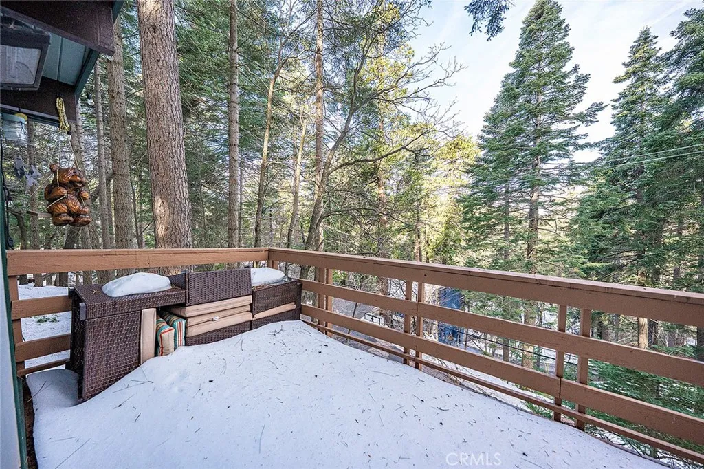 28349 Larchmont, Lake Arrowhead, California 92352 home-pic-21