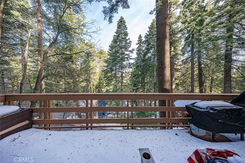 28349 Larchmont, Lake Arrowhead, California 92352 home-pic-23