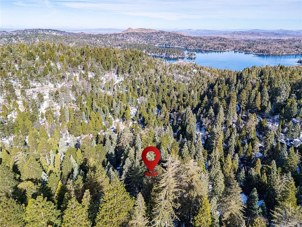 28349 Larchmont, Lake Arrowhead, California 92352 home-pic-28