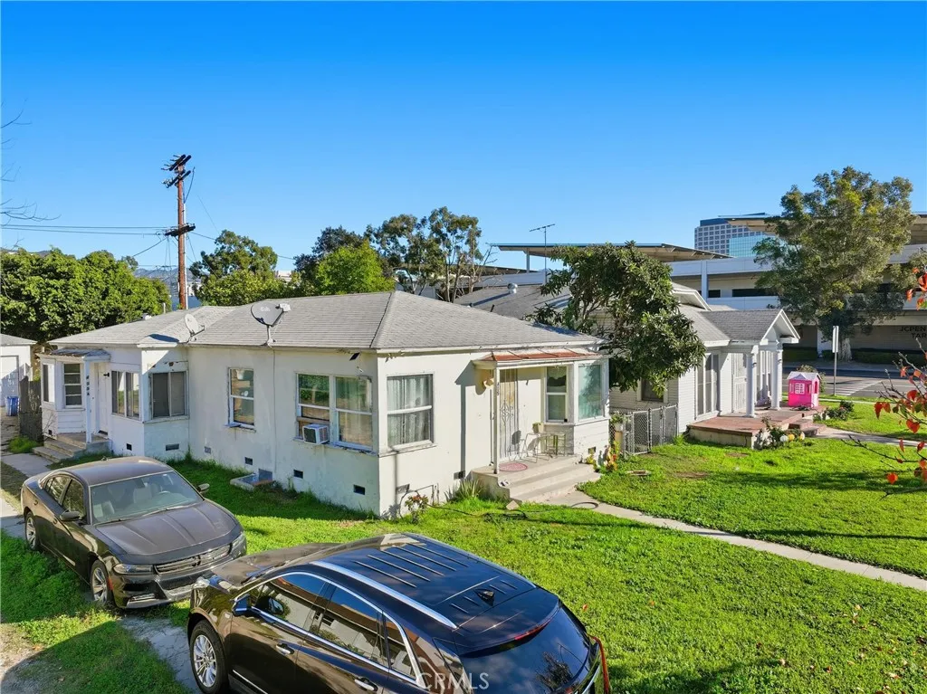405 Hawthorne, Glendale, California 91204 home-pic-12