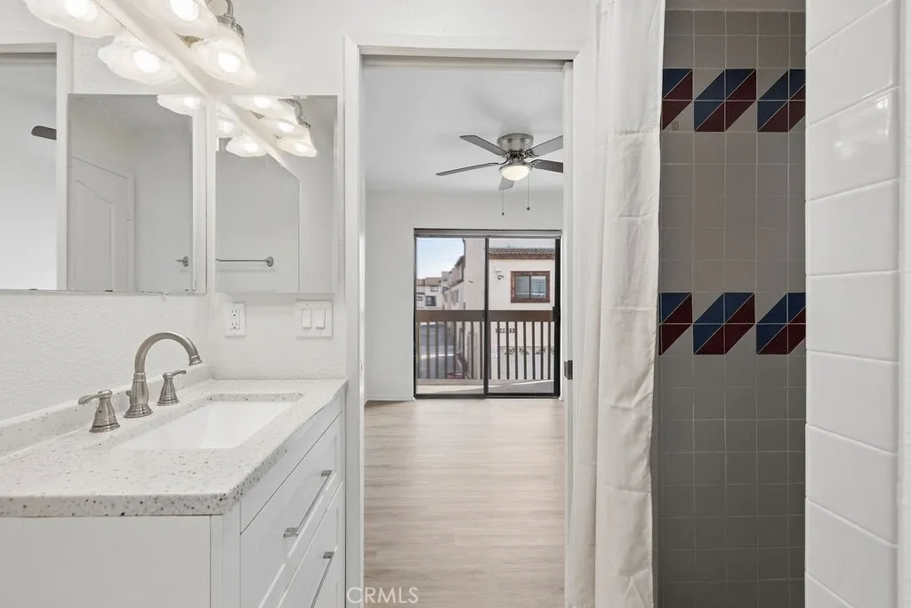 20823 Norwalk Boulevard 26, Lakewood, California 90715 home-pic-20