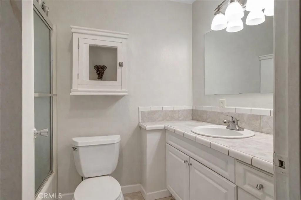 806 Coriander C, Torrance, California 90502 home-pic-16