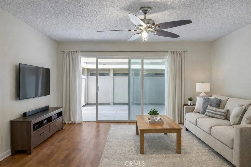 806 Coriander C, Torrance, California 90502 home-pic-14