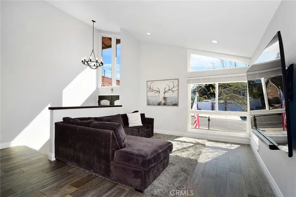 3001 Sunflower, Thousand Oaks, California 91360 home-pic-4
