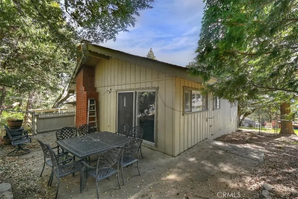 370 Weisshorn, Crestline, California 92325 home-pic-25