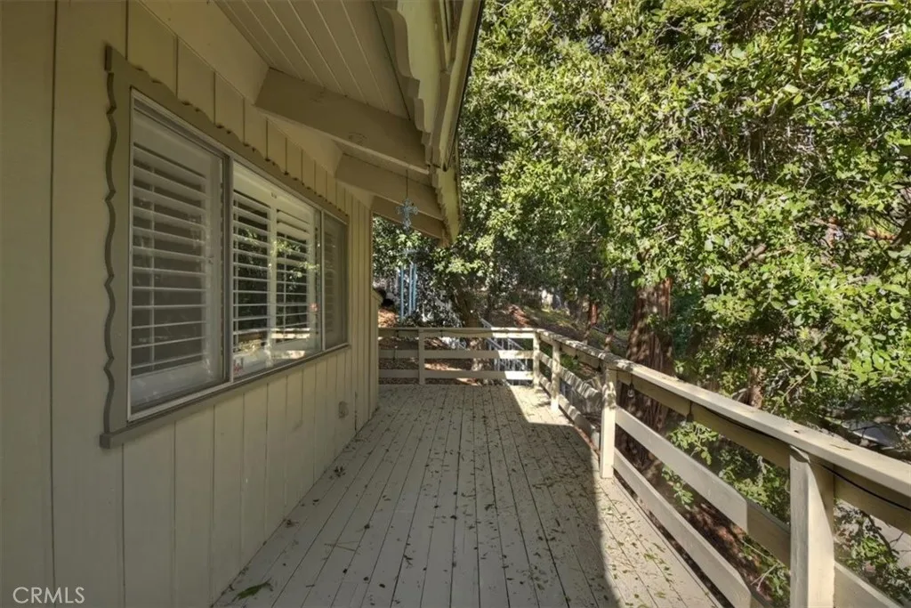 370 Weisshorn, Crestline, California 92325 home-pic-26