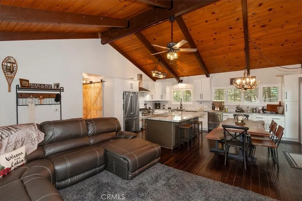 370 Weisshorn, Crestline, California 92325 home-pic-6