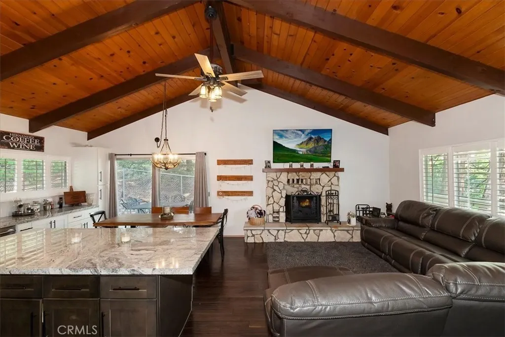 370 Weisshorn, Crestline, California 92325 home-pic-16