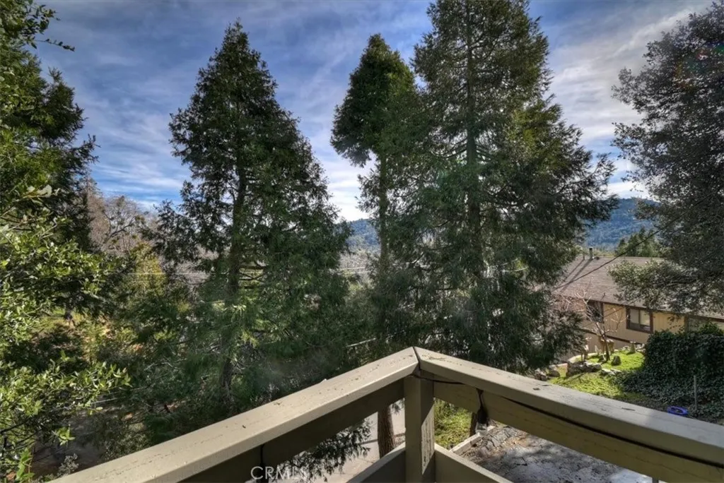 370 Weisshorn, Crestline, California 92325 home-pic-28