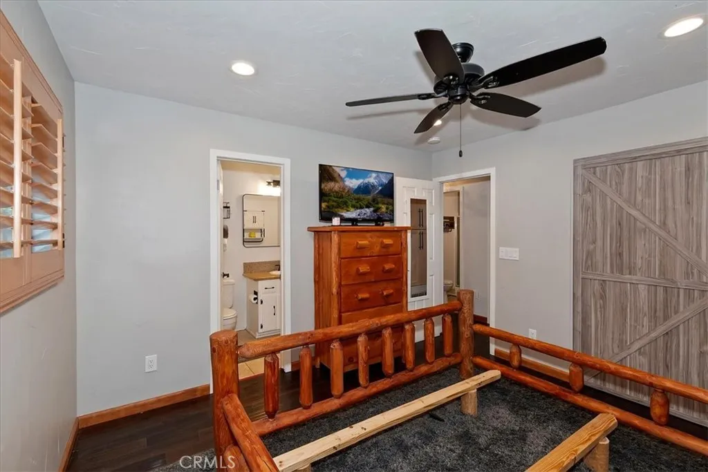 370 Weisshorn, Crestline, California 92325 home-pic-23