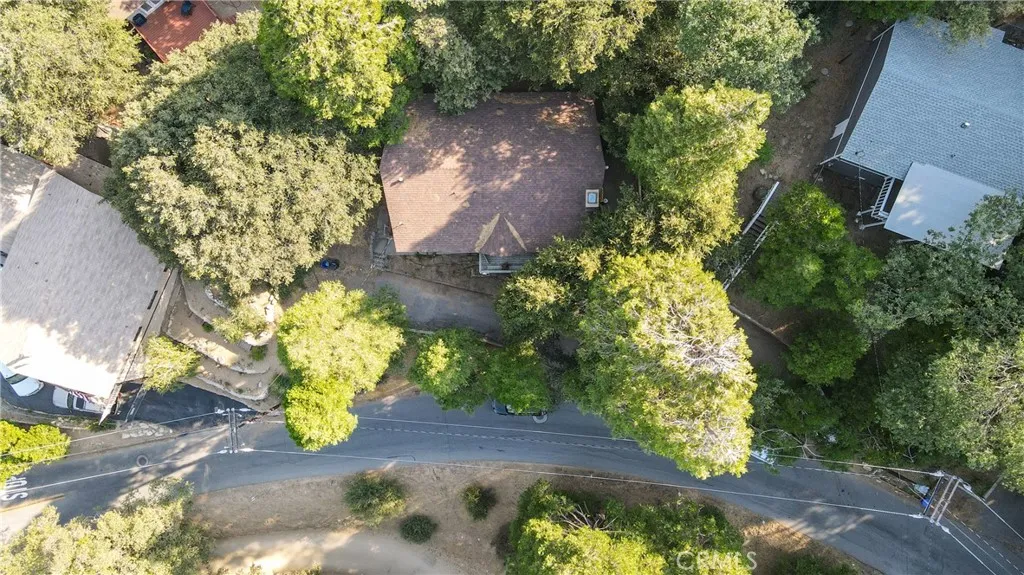 370 Weisshorn, Crestline, California 92325 home-pic-34