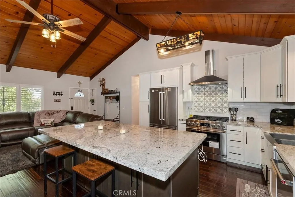 370 Weisshorn, Crestline, California 92325 home-pic-12