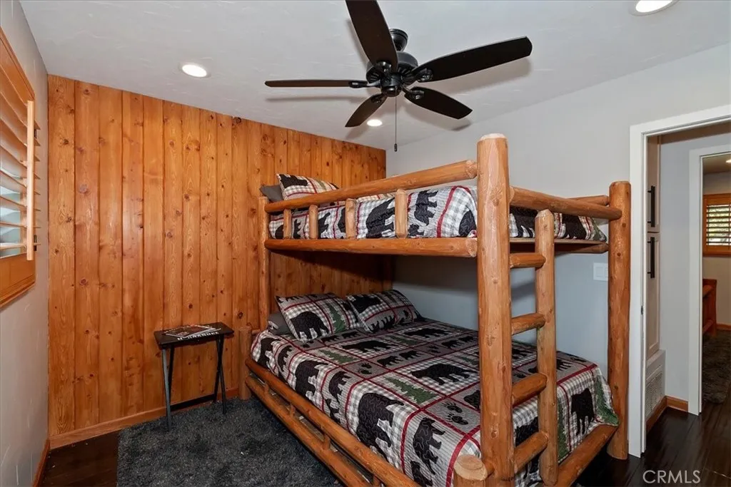 370 Weisshorn, Crestline, California 92325 home-pic-19
