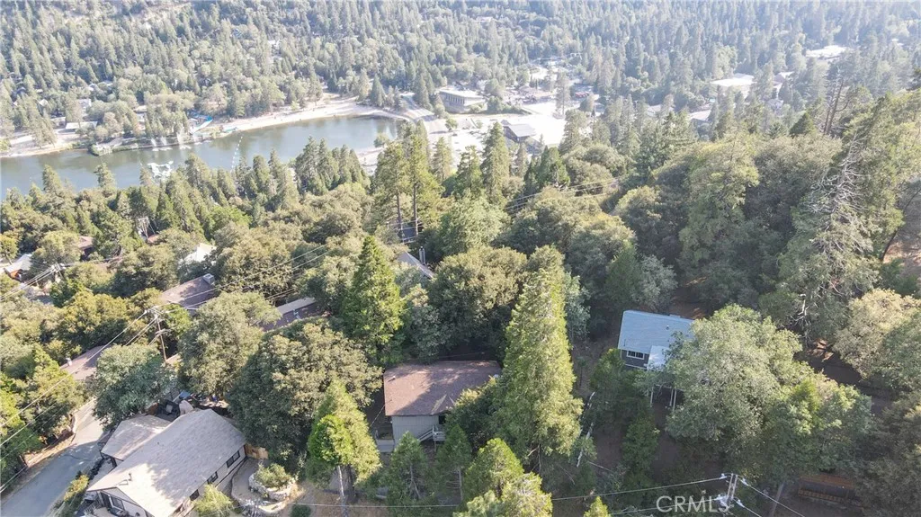 370 Weisshorn, Crestline, California 92325 home-pic-35
