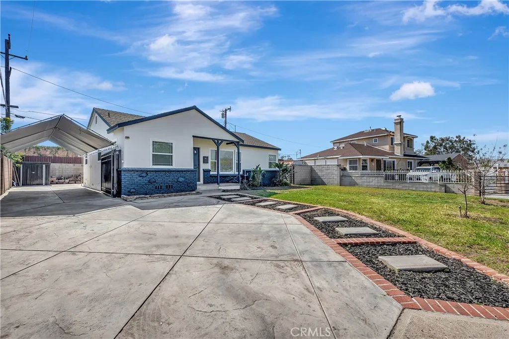 1046 E Mardina, West Covina, California 91790 home-pic-3