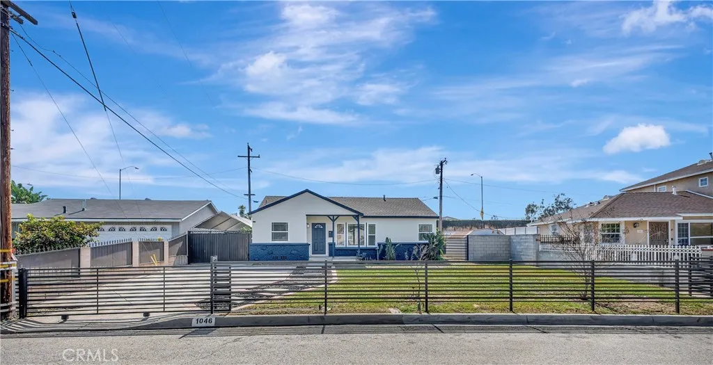 1046 E Mardina, West Covina, California 91790 home-pic-2