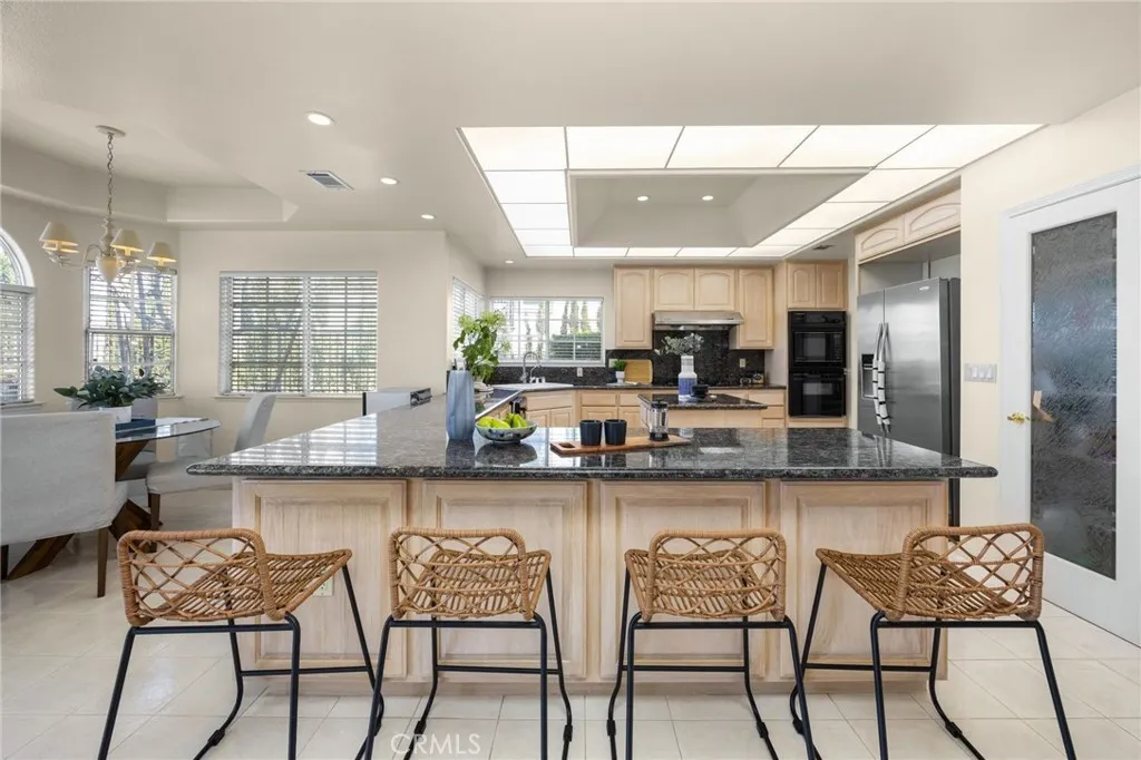 7775 E Bridgewood, Anaheim, California 92808 home-pic-13