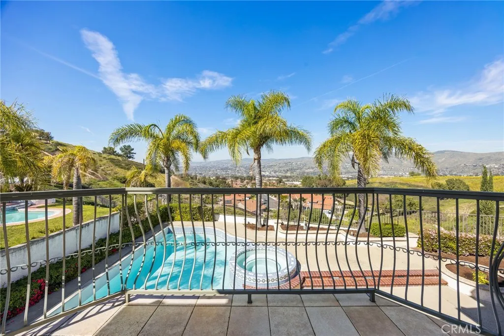 7775 E Bridgewood, Anaheim, California 92808 home-pic-28