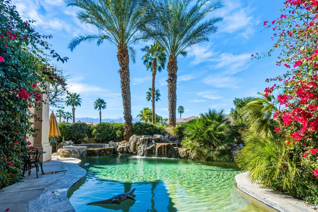 35 Overland Court, Palm Desert, California 92260 home-pic-3