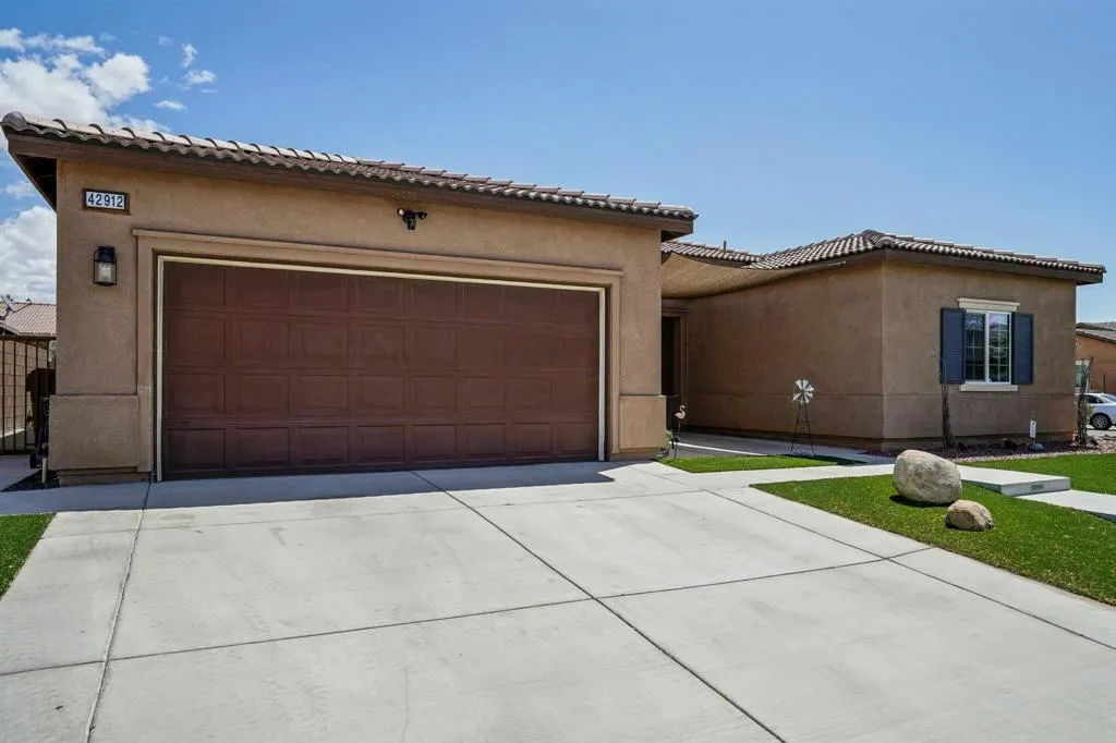 42912 Gazapo Court, Indio, California 92203 home-pic-4