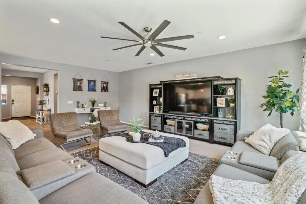 42912 Gazapo Court, Indio, California 92203 home-pic-13
