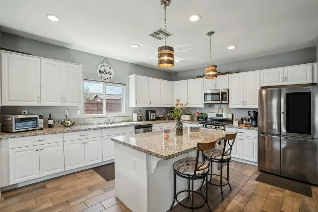 42912 Gazapo Court, Indio, California 92203 home-pic-18