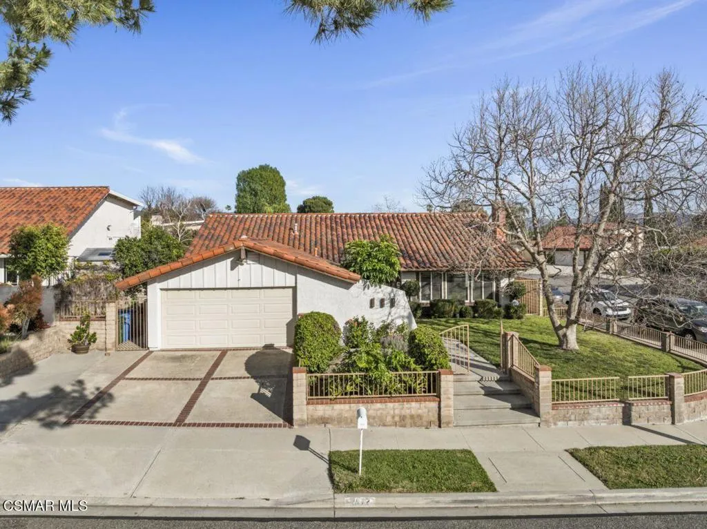 2972 Ivory Avenue, Simi Valley, California 93063 home-pic-1